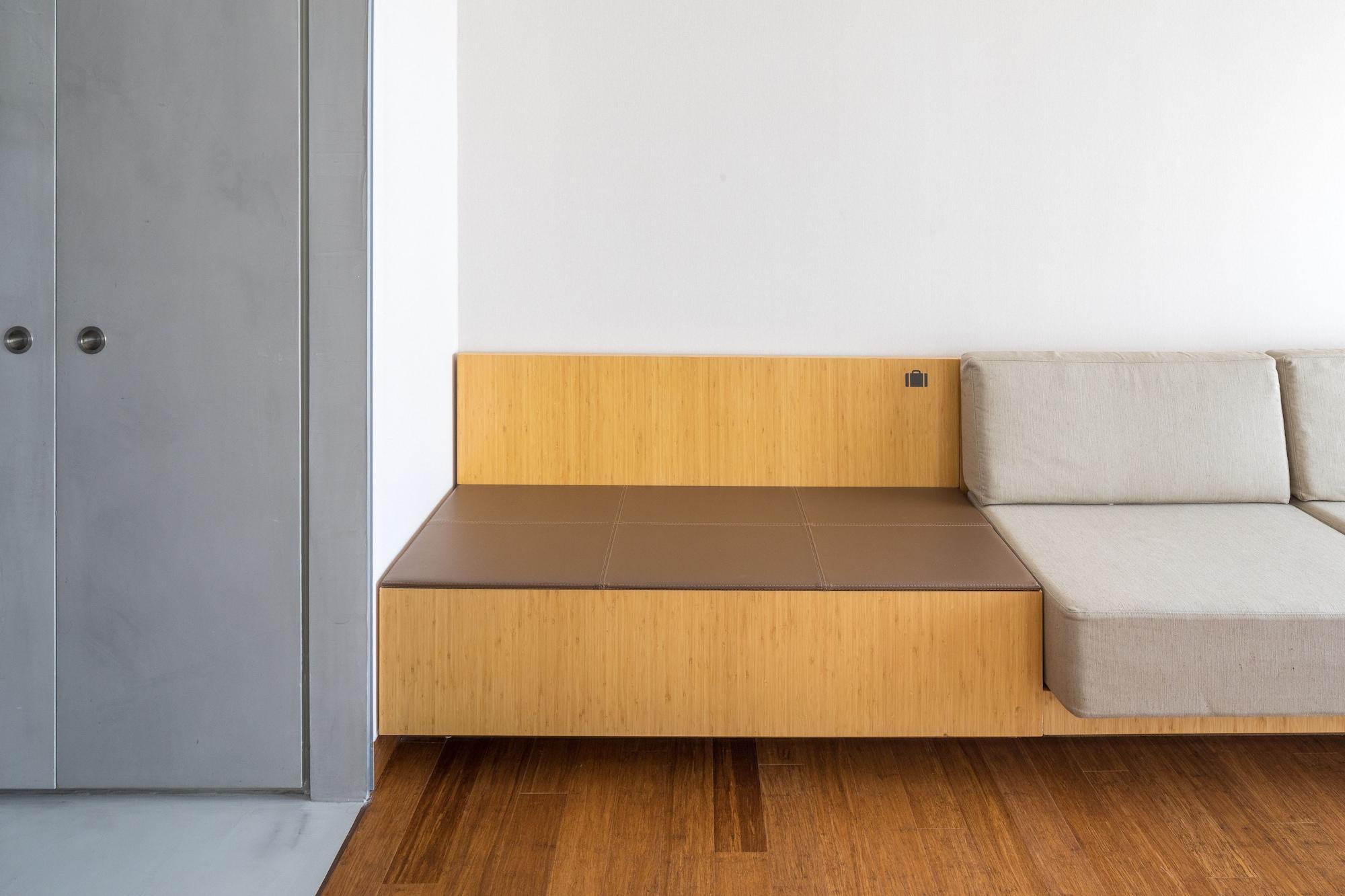 B Hotel Brasília Buitenkant foto A platform bed
