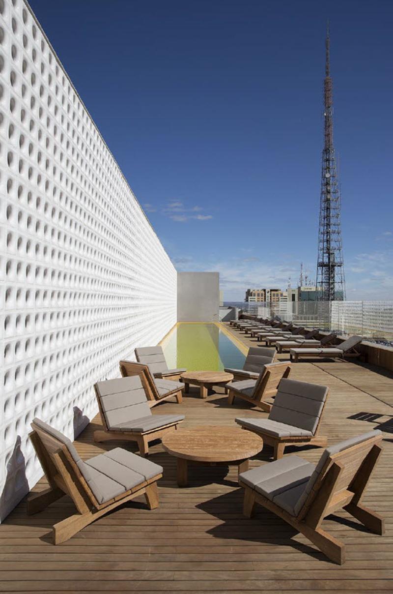 B Hotel Brasília Buitenkant foto The rooftop pool